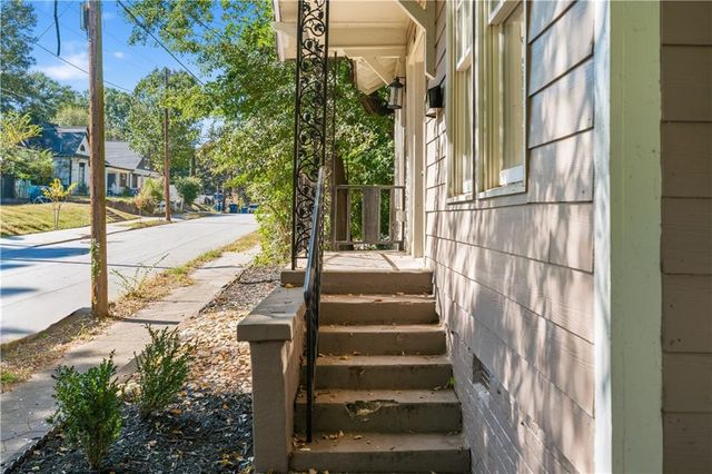 673 Pearce Street SW, Atlanta, GA 30310