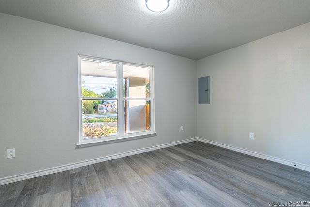 8170 6th, Somerset, TX 78069