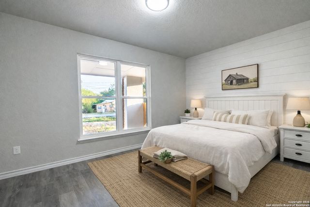 8170 6th, Somerset, TX 78069