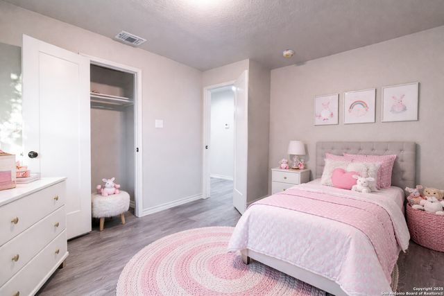 8170 6th, Somerset, TX 78069