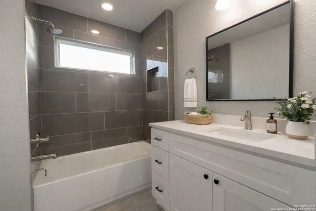 8170 6th, Somerset, TX 78069