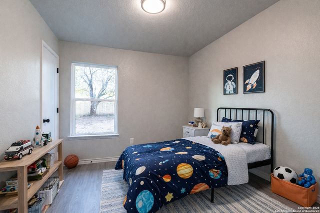 8170 6th, Somerset, TX 78069