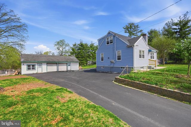 632 DURHAM RD, Newtown, PA 18940