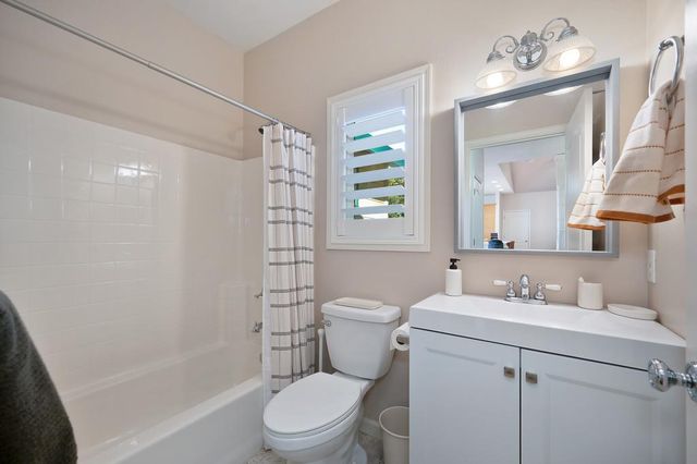 4830 Tomandee Ln, Shingle Springs, CA 95682