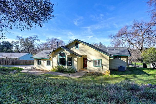 4830 Tomandee Ln, Shingle Springs, CA 95682