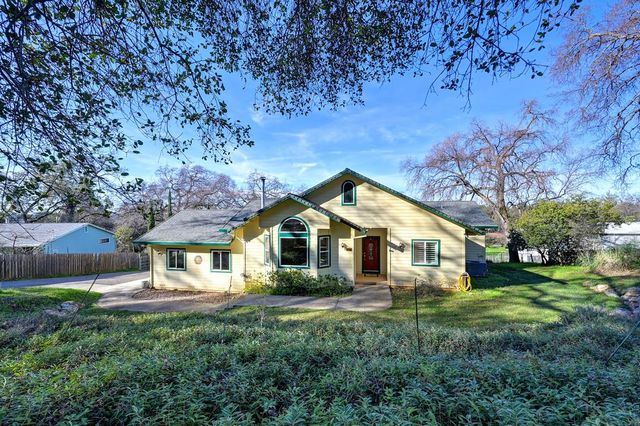 4830 Tomandee Ln, Shingle Springs, CA 95682