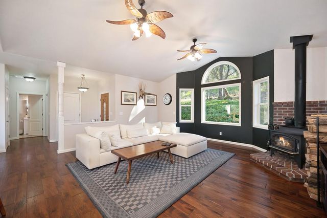 4830 Tomandee Ln, Shingle Springs, CA 95682