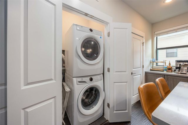 2401 Crawford Street A210, Houston, TX 77004