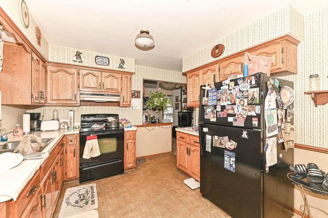 5712 Glenwood DRIVE, Mount Pleasant, WI 53406