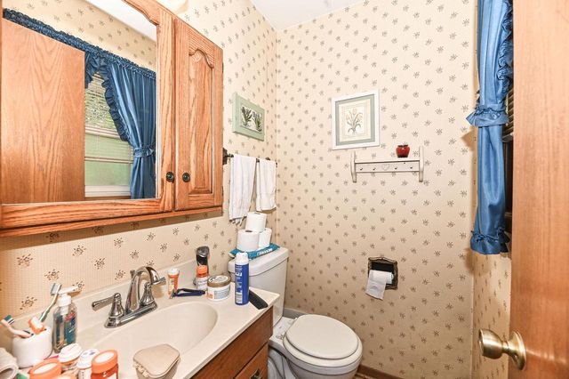 5712 Glenwood DRIVE, Mount Pleasant, WI 53406
