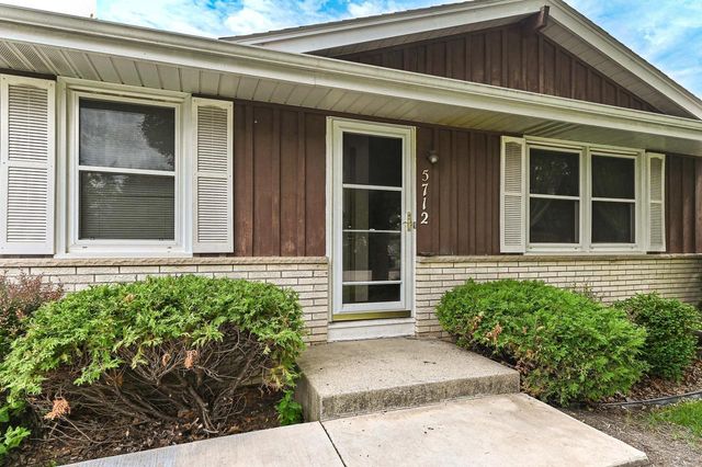 5712 Glenwood DRIVE, Mount Pleasant, WI 53406