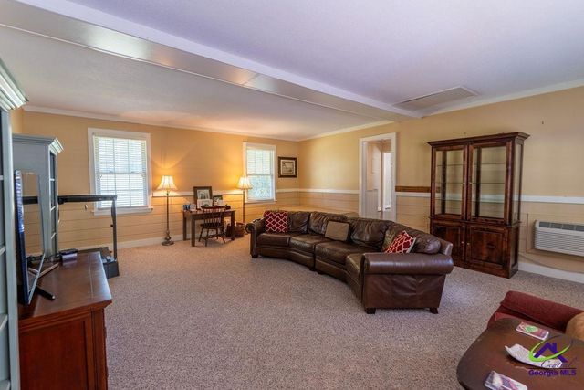 111 Hampton Way, Perry, GA 31069