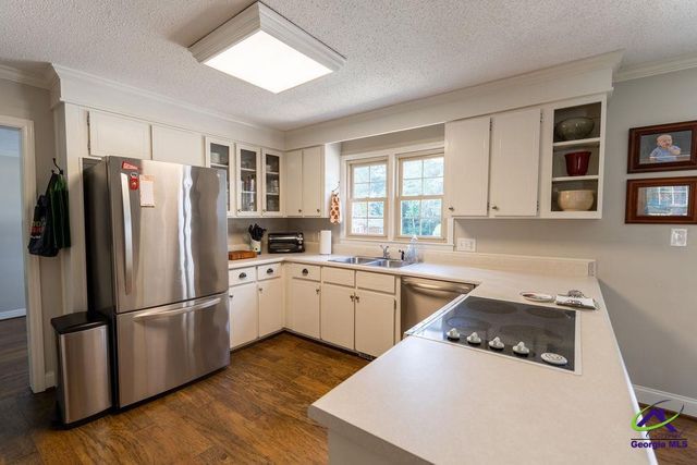 111 Hampton Way, Perry, GA 31069