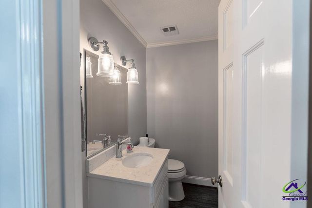 111 Hampton Way, Perry, GA 31069