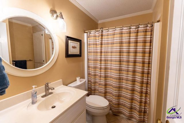 111 Hampton Way, Perry, GA 31069