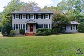 111 Hampton Way, Perry, GA 31069