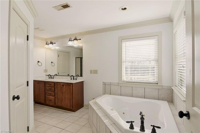 970 Boyer Drive, Clemmons, NC 27012