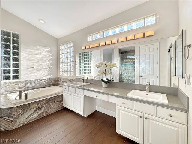 1352 Fox Acres Drive, Las Vegas, NV 89134