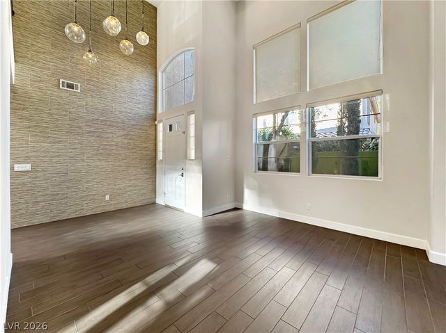 1352 Fox Acres Drive, Las Vegas, NV 89134