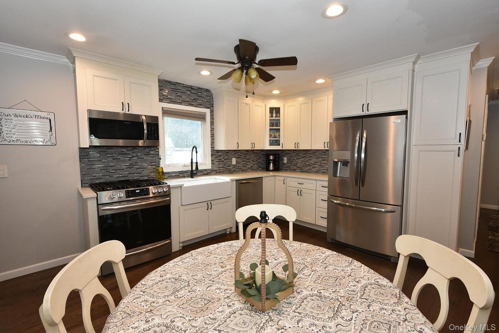 1331 3rd Street, West Babylon, NY 11704 — photo 3