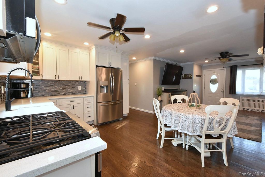 1331 3rd Street, West Babylon, NY 11704 — photo 4