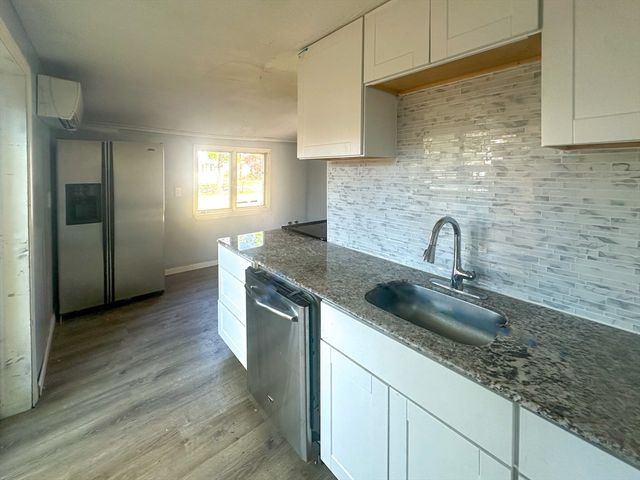 120 Hampden St, West Springfield, MA 01089