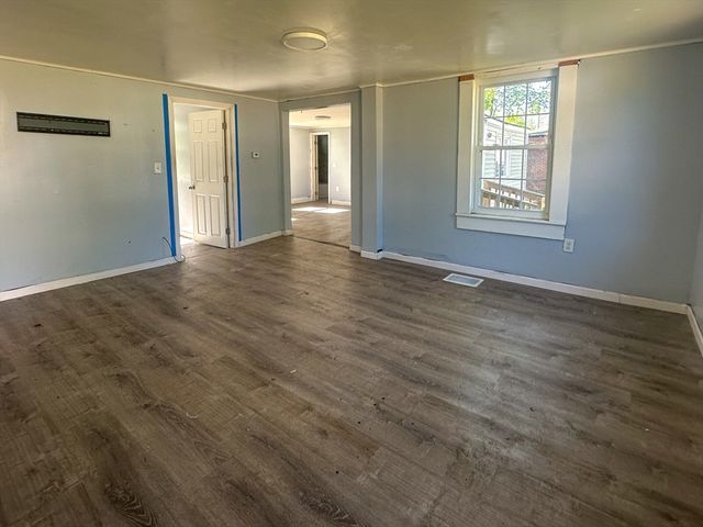 120 Hampden St, West Springfield, MA 01089