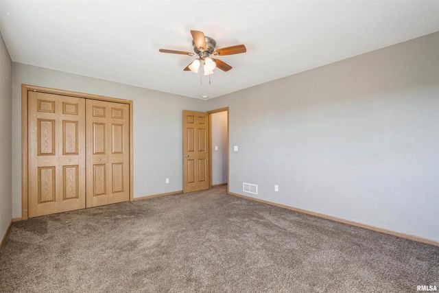 1992 Golden Eagle Drive, Dubuque, IA 52001