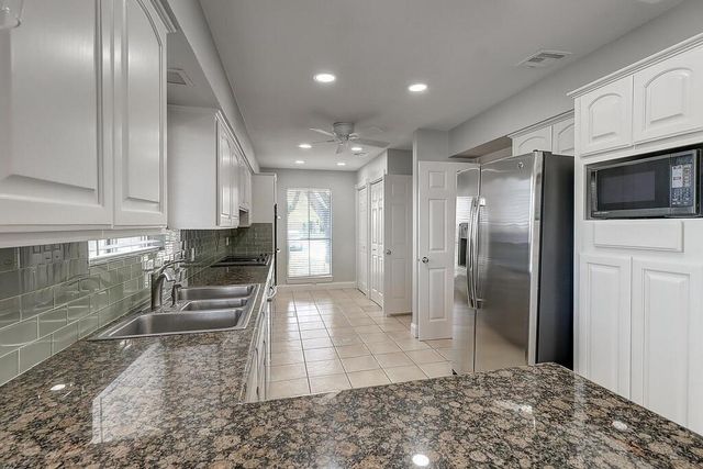 6426 Long Circ, Corpus Christi, TX 78413