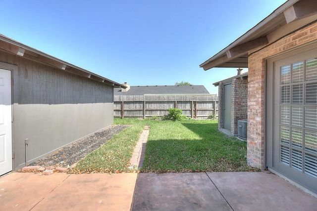 6426 Long Circ, Corpus Christi, TX 78413