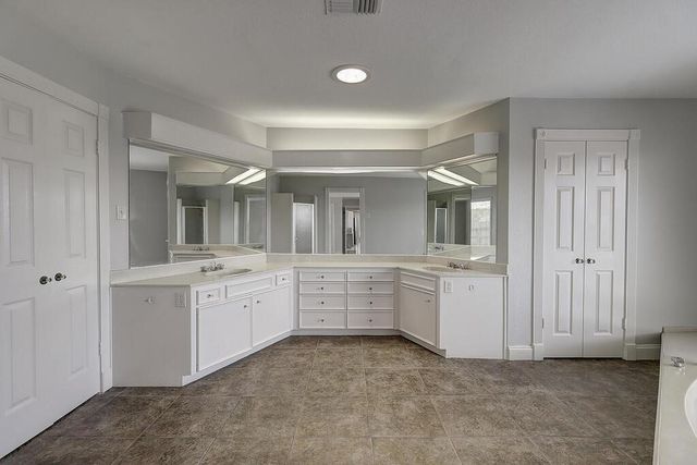 6426 Long Circ, Corpus Christi, TX 78413