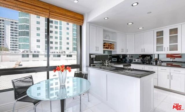 10350 Wilshire Boulevard 404, Los Angeles, CA 90024