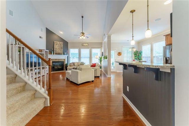 7525 Brookstone Circle, Flowery Branch, GA 30542