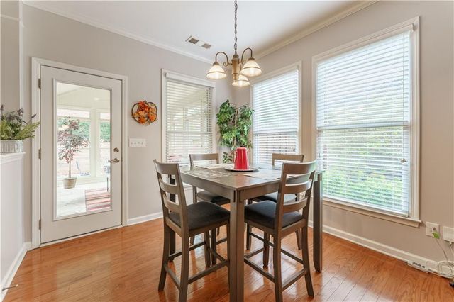 7525 Brookstone Circle, Flowery Branch, GA 30542