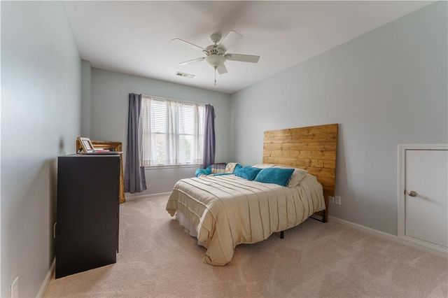 7525 Brookstone Circle, Flowery Branch, GA 30542