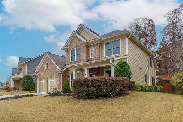 7525 Brookstone Circle, Flowery Branch, GA 30542