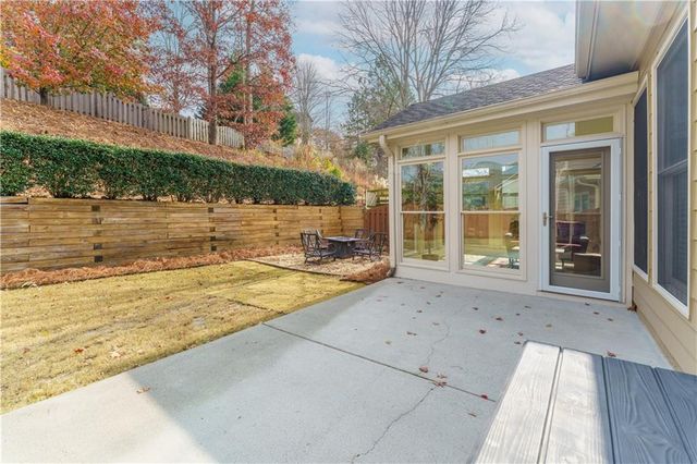 7525 Brookstone Circle, Flowery Branch, GA 30542