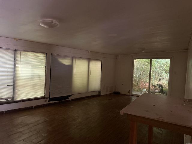 34 Meadowcliff Drive, Little Rock, AR 72209