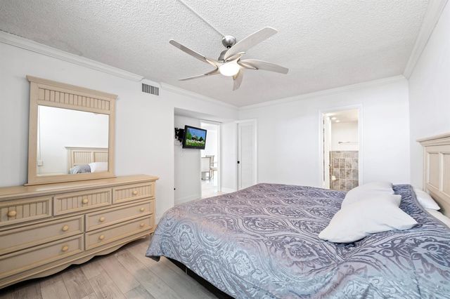 3100 NE 49th Street 601, Fort Lauderdale, FL 33308