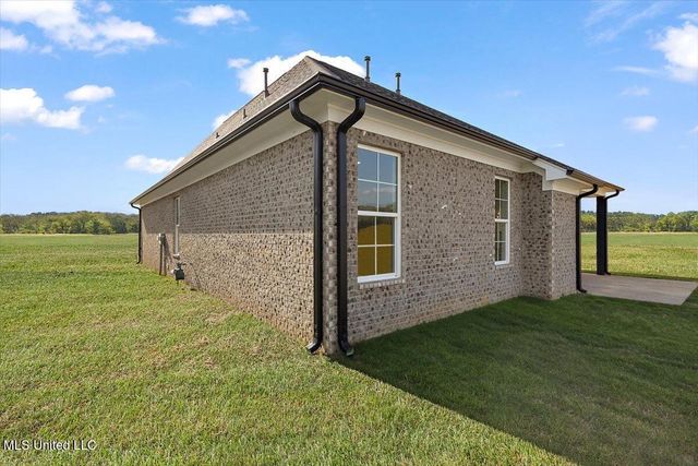 916 Coahoma Court, Nesbit, MS 38651