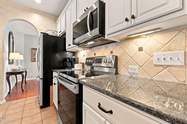 9041 Linslade Way, Wake Forest, NC 27587