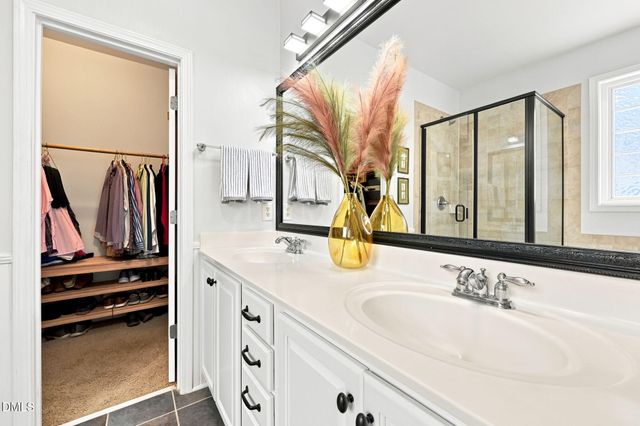 9041 Linslade Way, Wake Forest, NC 27587