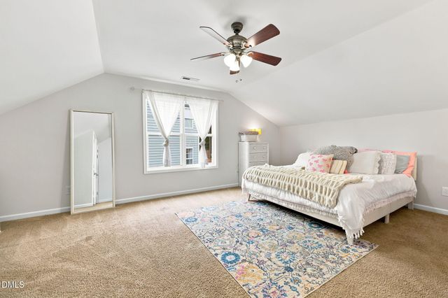 9041 Linslade Way, Wake Forest, NC 27587