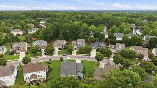 9041 Linslade Way, Wake Forest, NC 27587