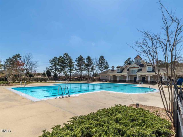 9041 Linslade Way, Wake Forest, NC 27587