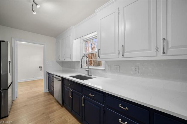 3514 Stimpson Drive, Pfafftown, NC 27040