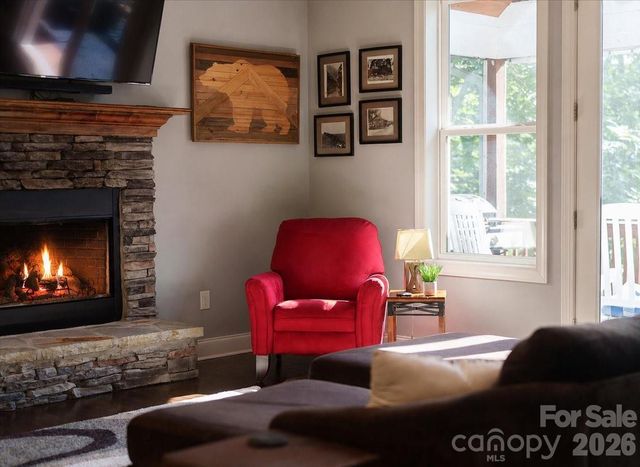 204 Mostert Drive, Asheville, NC 28804