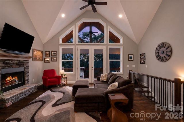 204 Mostert Drive, Asheville, NC 28804