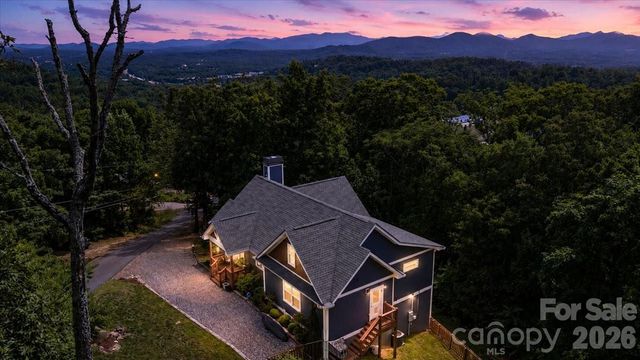 204 Mostert Drive, Asheville, NC 28804