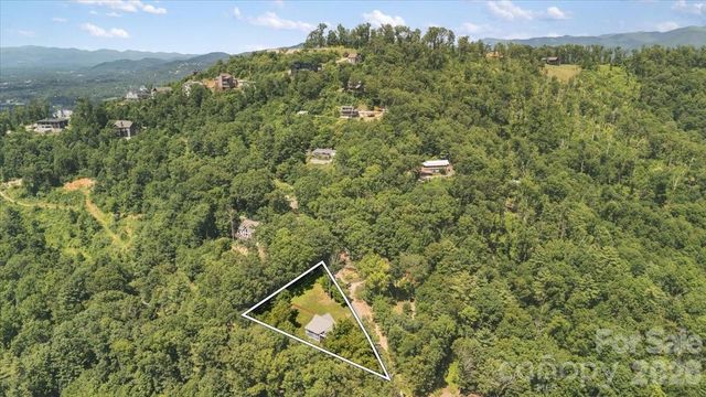 204 Mostert Drive, Asheville, NC 28804